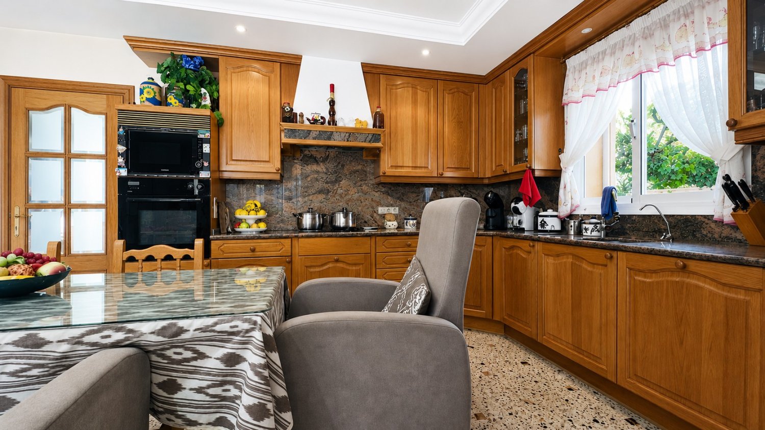Villa in Santa Ponsa, Mallorca, Spain 6 bedrooms, 247 sq.m. No. 198844