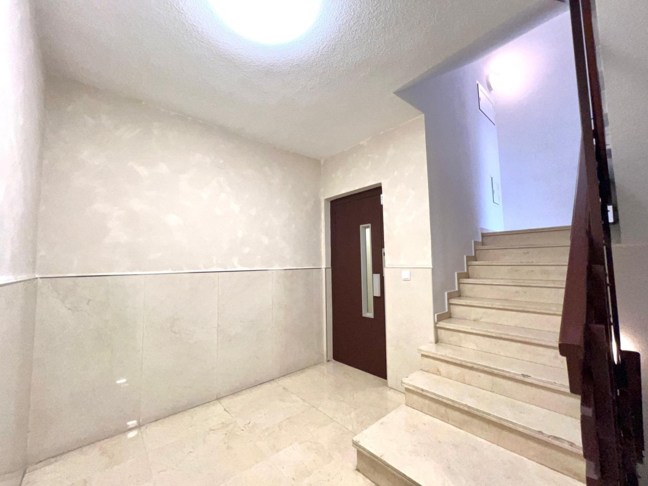 Apartment à Torrevieja, Alicante, Espagne 4 chambres, 118 m2 No. 199182
