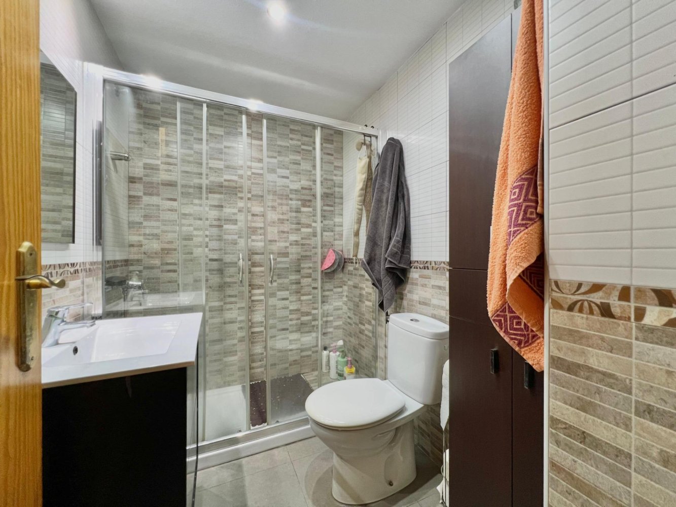 Apartment à Torrevieja, Alicante, Espagne 4 chambres, 118 m2 No. 199182
