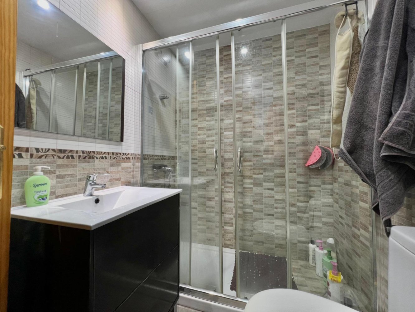 Apartment à Torrevieja, Alicante, Espagne 4 chambres, 118 m2 No. 199182