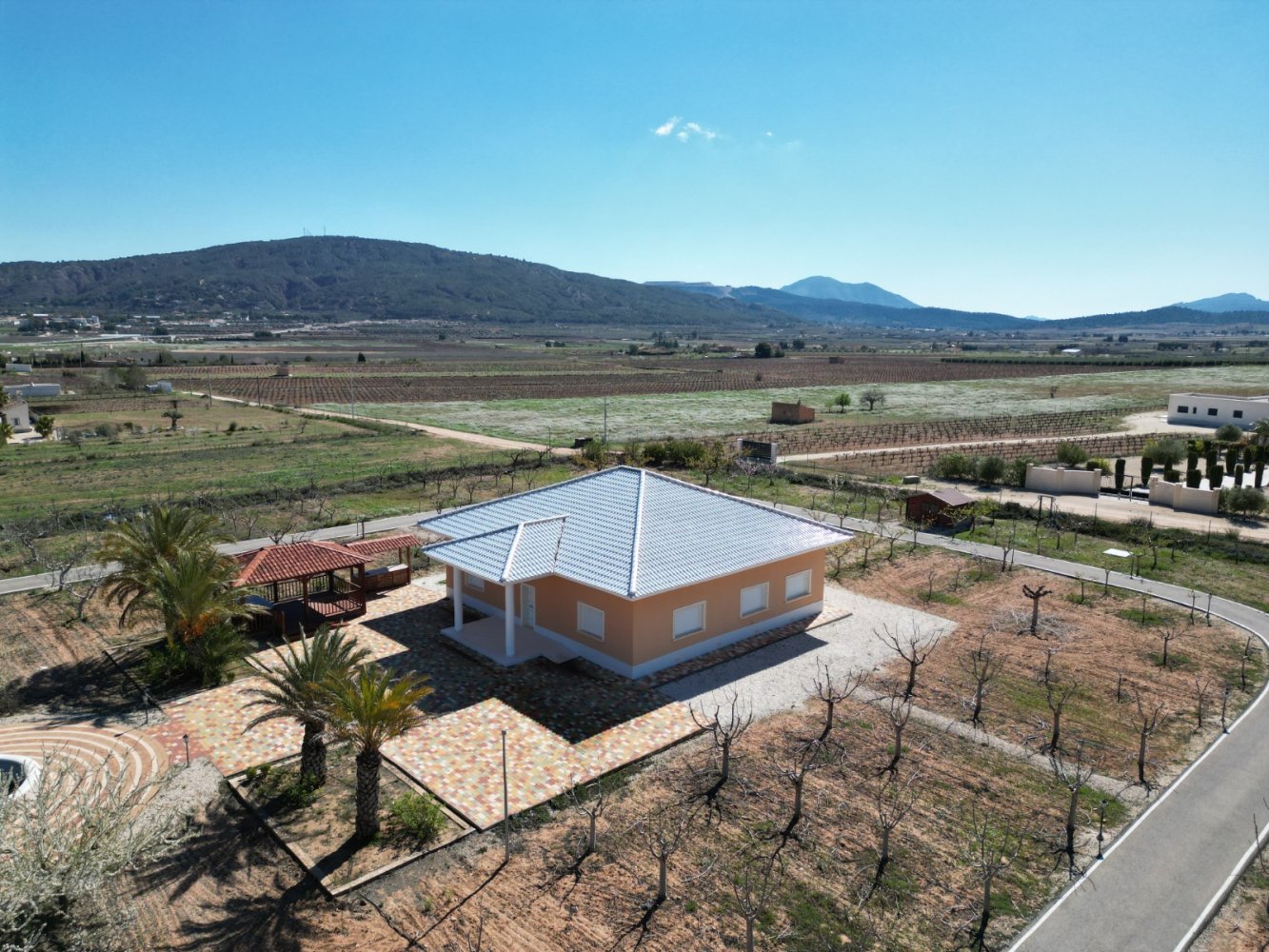 Villa en Pinoso, Alicante, España 4 dormitorios, 209 m2 No. 198926