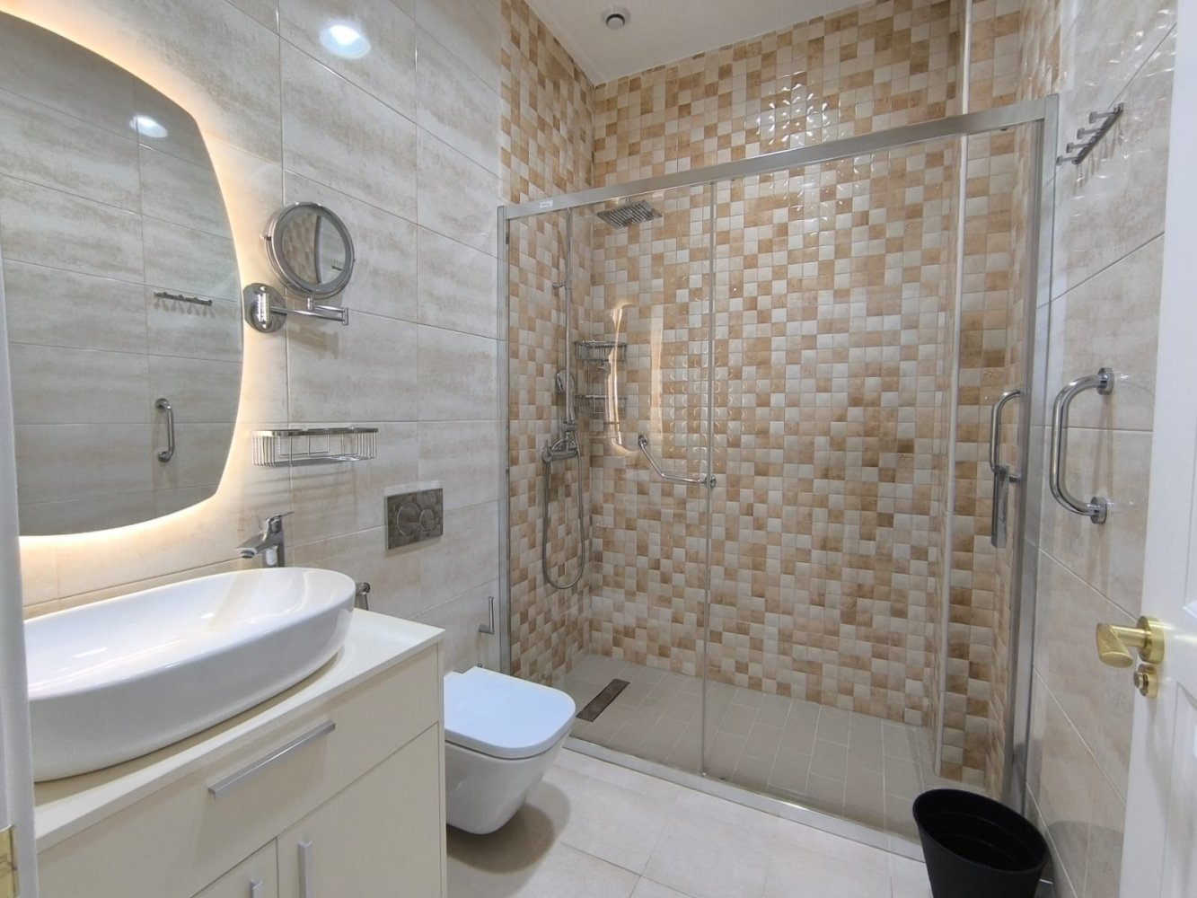 Villa en Pinoso, Alicante, España 4 dormitorios, 209 m2 No. 198926