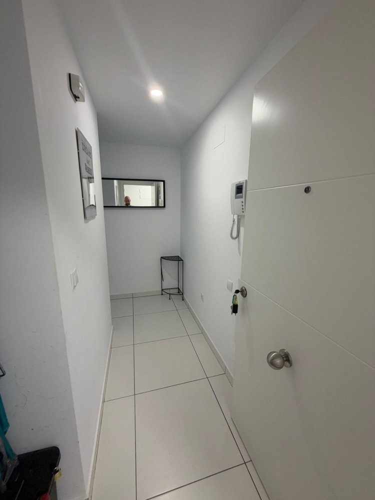 Apartamento en Villamartin, Alicante, España 76 m2 No. 199187