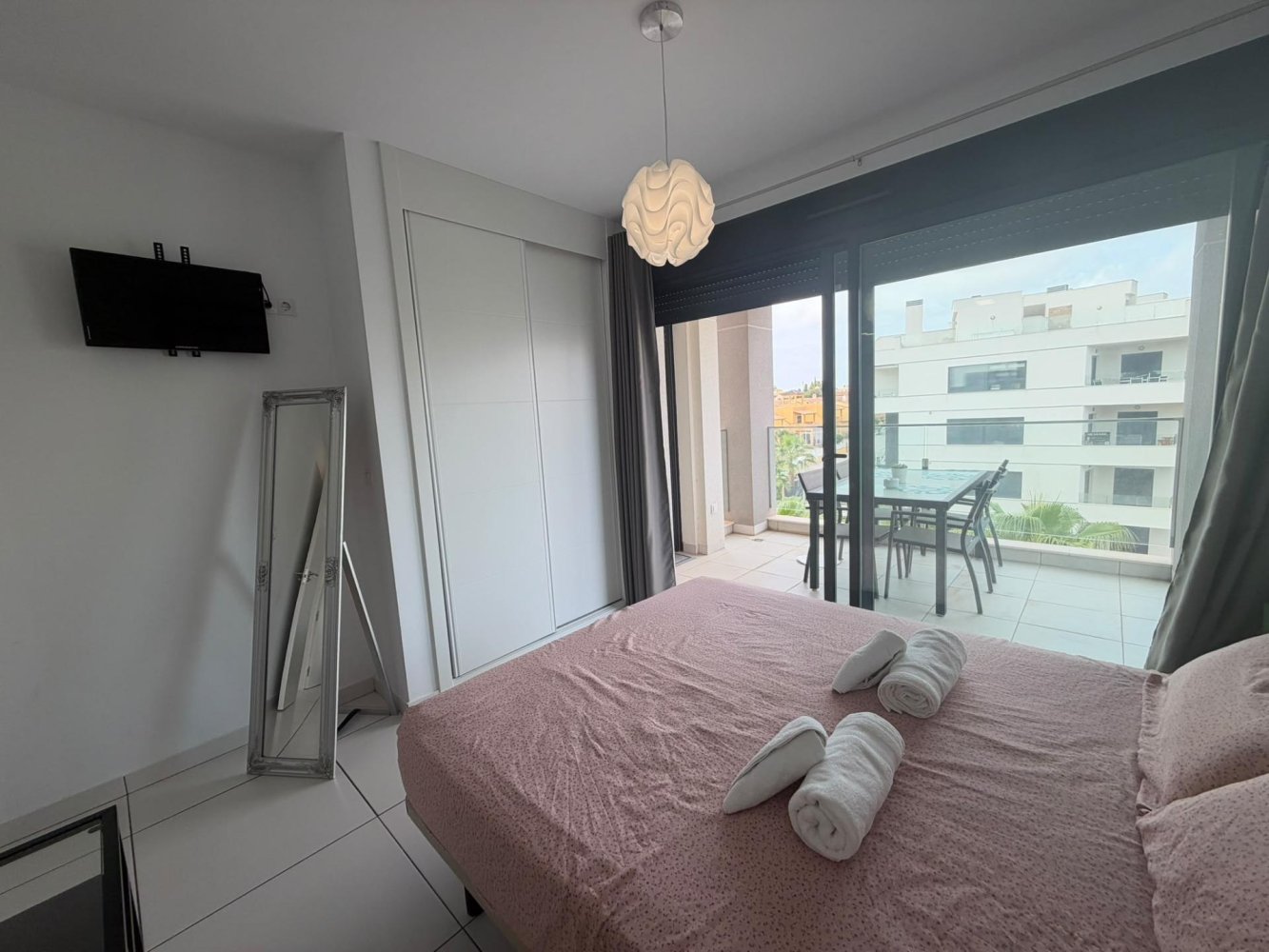Apartamento en Villamartin, Alicante, España 76 m2 No. 199187