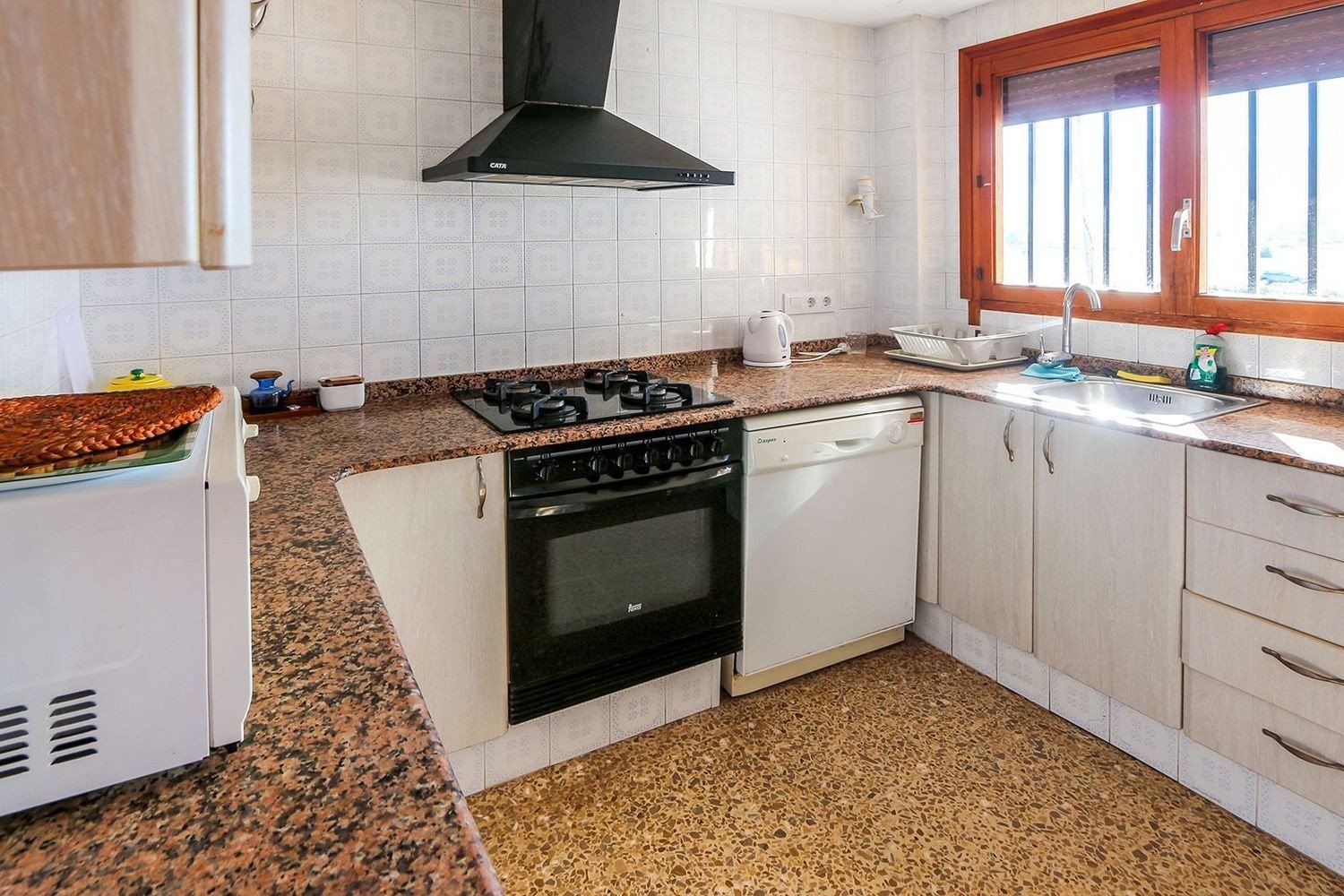 Villa a Denia, Alicante, Spagna 8 camere da letto, 286 mq. N° 198207
