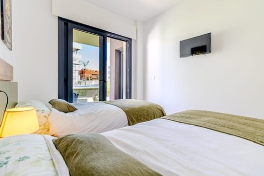 Villa in Alicante, Spain 2 bedrooms,  No. 198879