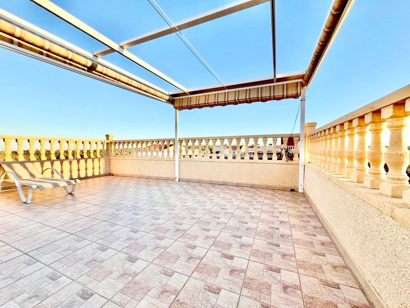 Townhouse in Torrevieja, Alicante, Spanien 3 Schlafzimmer, 122 m2 Nr. 199740