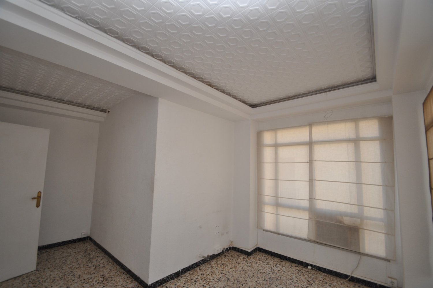 Apartment in Pinoso, Alicante, Spain 5 bedrooms, 220 sq.m. No. 198940
