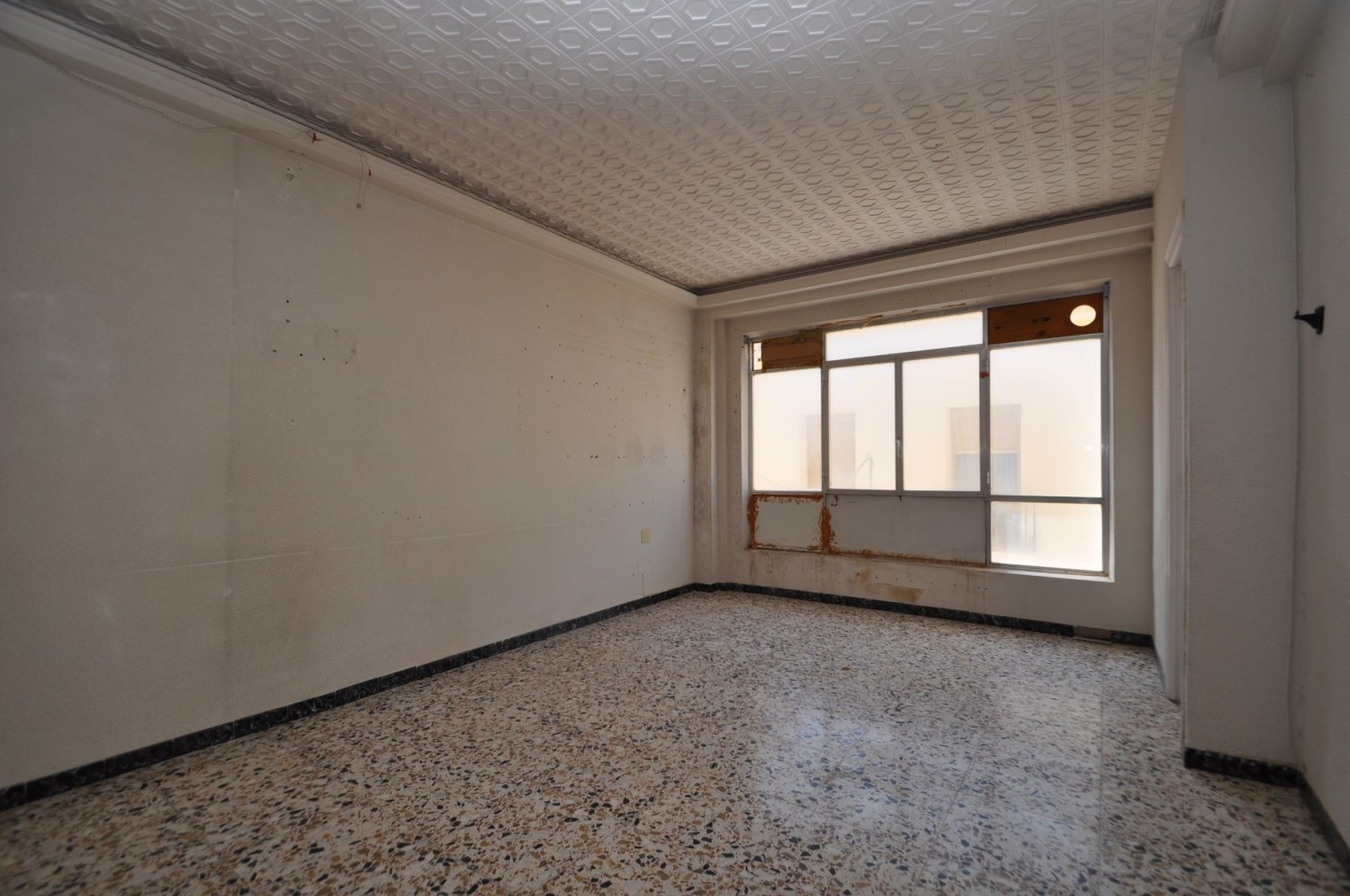 Apartment in Pinoso, Alicante, Spain 5 bedrooms, 220 sq.m. No. 198940