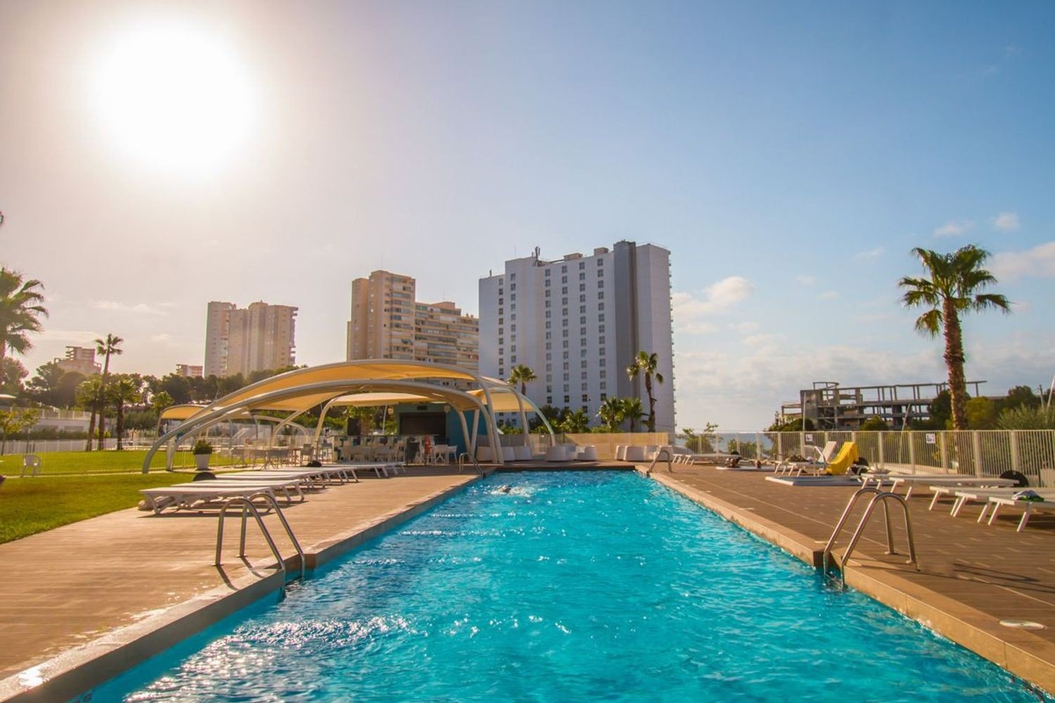 Apartamento en Benidorm, Alicante, España 2 dormitorios, 105 m2 No. 197961