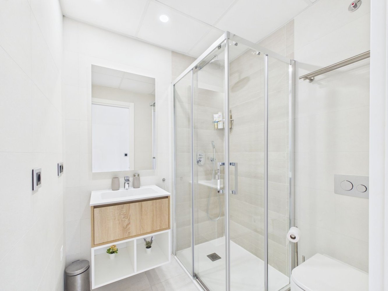 Apartamento en Benidorm, Alicante, España 2 dormitorios, 105 m2 No. 197961