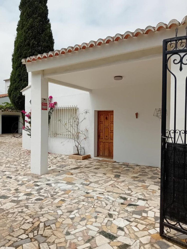 Huoneisto Alicante, Espanja 5 makuuhuonetta, 200 m2 No. 198559