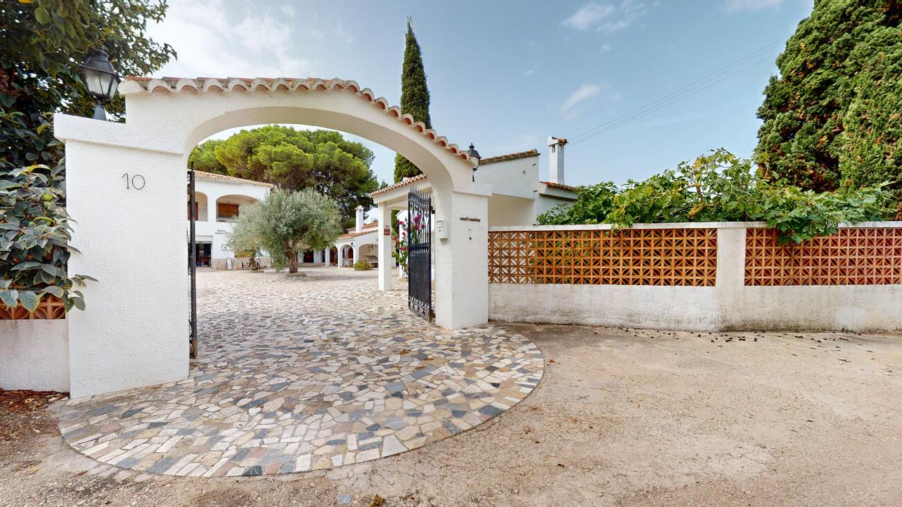 Huoneisto Alicante, Espanja 5 makuuhuonetta, 200 m2 No. 198559