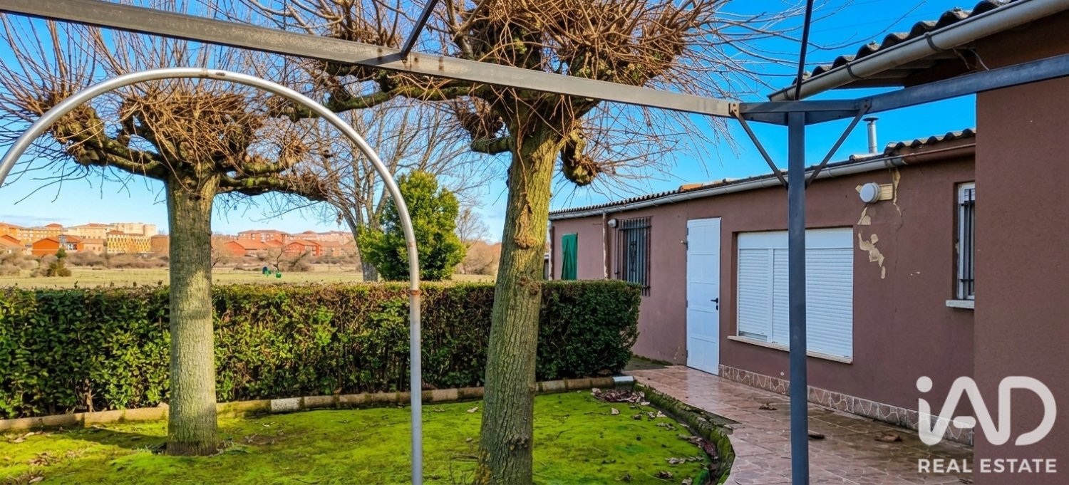 Parcela en San Andrés del Rabanedo, León, España 1310 m2 No. 198604