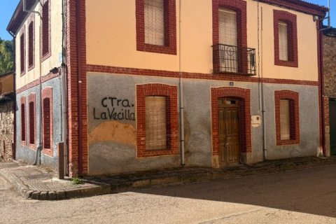 Villa Matallana de Torio, Leon, Spānijā 6 istabas, 216 m2 Nr. 197747