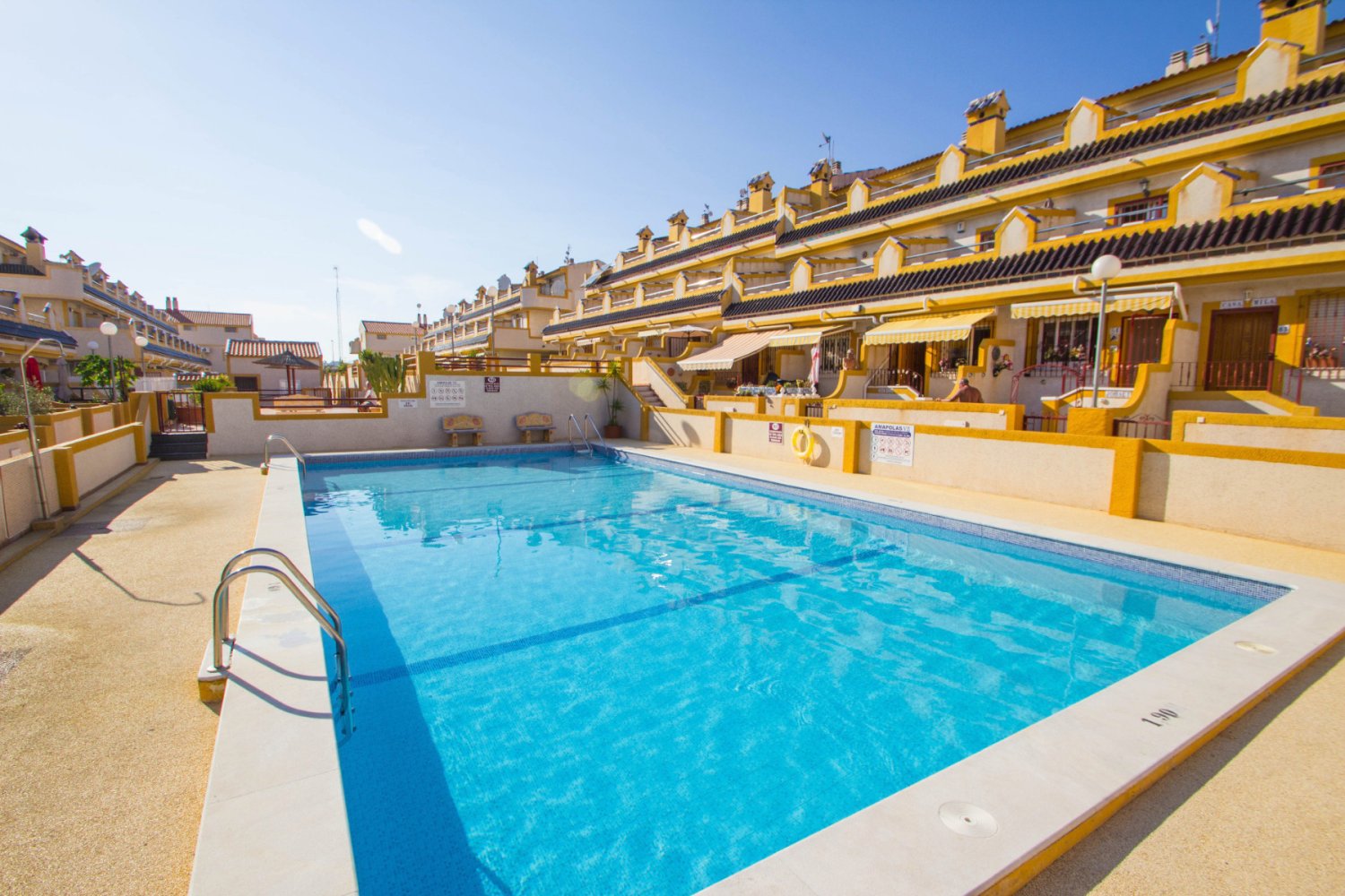 Kaupunkipientalo Playa Flamenca II, Alicante, Espanja 3 makuuhuonetta, 109 m2 No. 199106