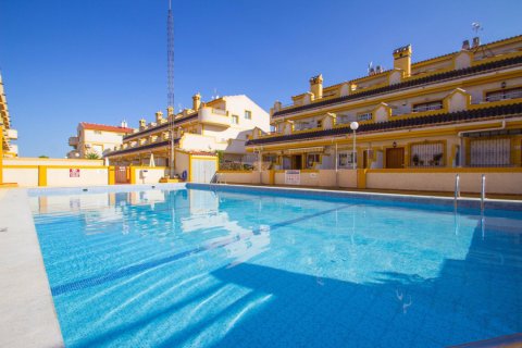 Kaupunkipientalo Playa Flamenca II, Alicante, Espanja 3 makuuhuonetta, 109 m2 No. 199106