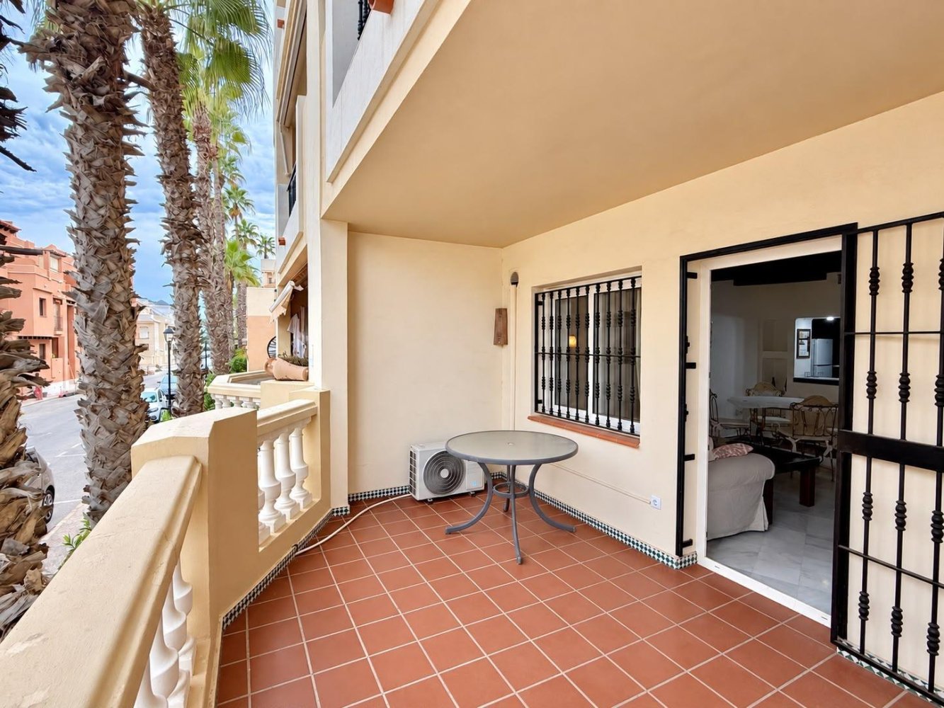 Apartamento en Torrevieja, Alicante, España 2 dormitorios, 66 m2 No. 199190