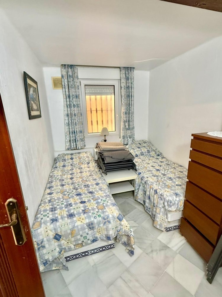 Apartamento en Torrevieja, Alicante, España 2 dormitorios, 66 m2 No. 199190