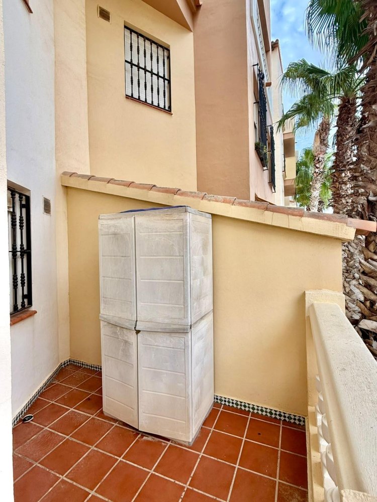Apartamento en Torrevieja, Alicante, España 2 dormitorios, 66 m2 No. 199190