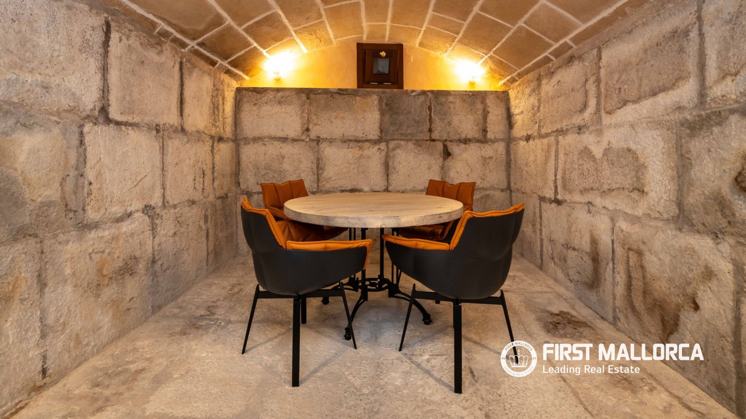 Apartamento en Palma de Mallorca, Mallorca, España 3 dormitorios, 360 m2 No. 195950