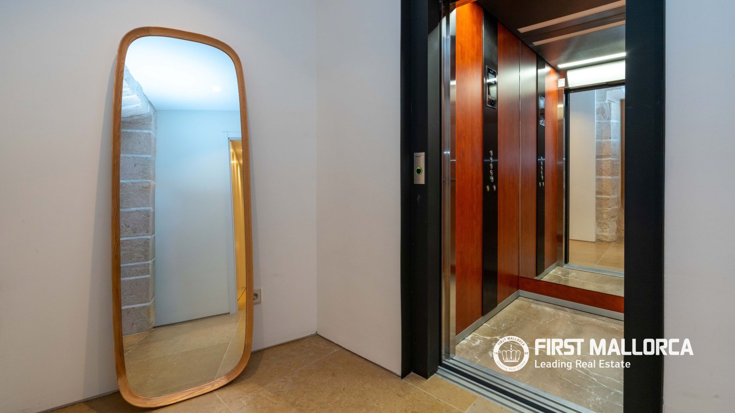 Apartamento en Palma de Mallorca, Mallorca, España 3 dormitorios, 360 m2 No. 195950
