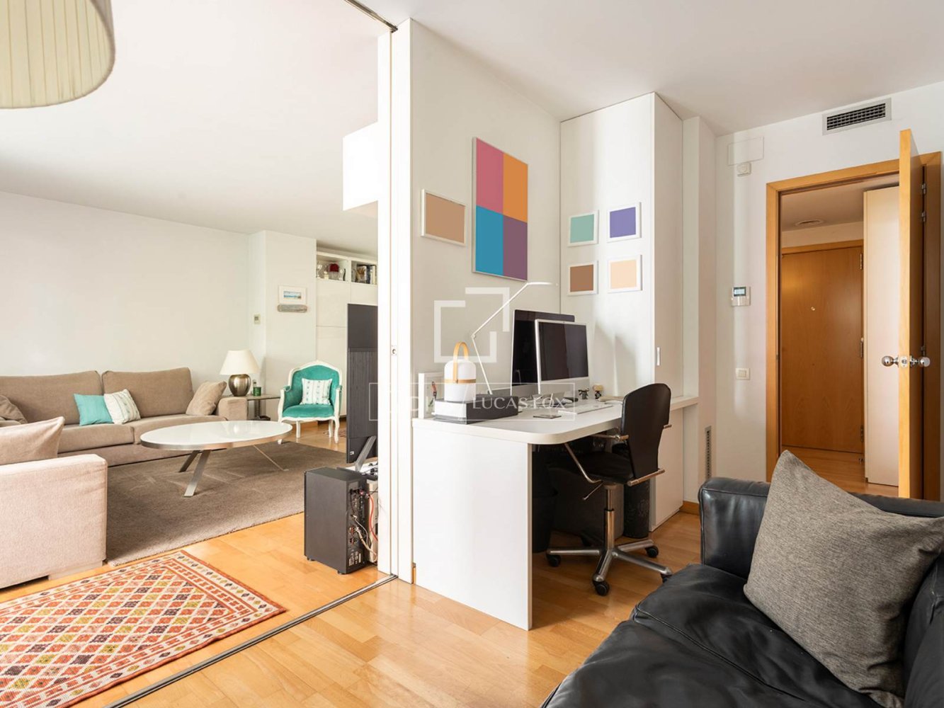 Apartment à Barcelona, Espagne 4 chambres, 110 m2 No. 200012