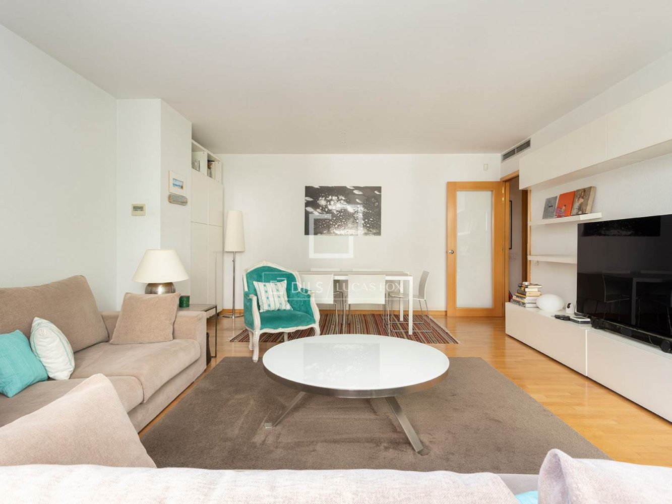 Apartment à Barcelona, Espagne 4 chambres, 110 m2 No. 200012