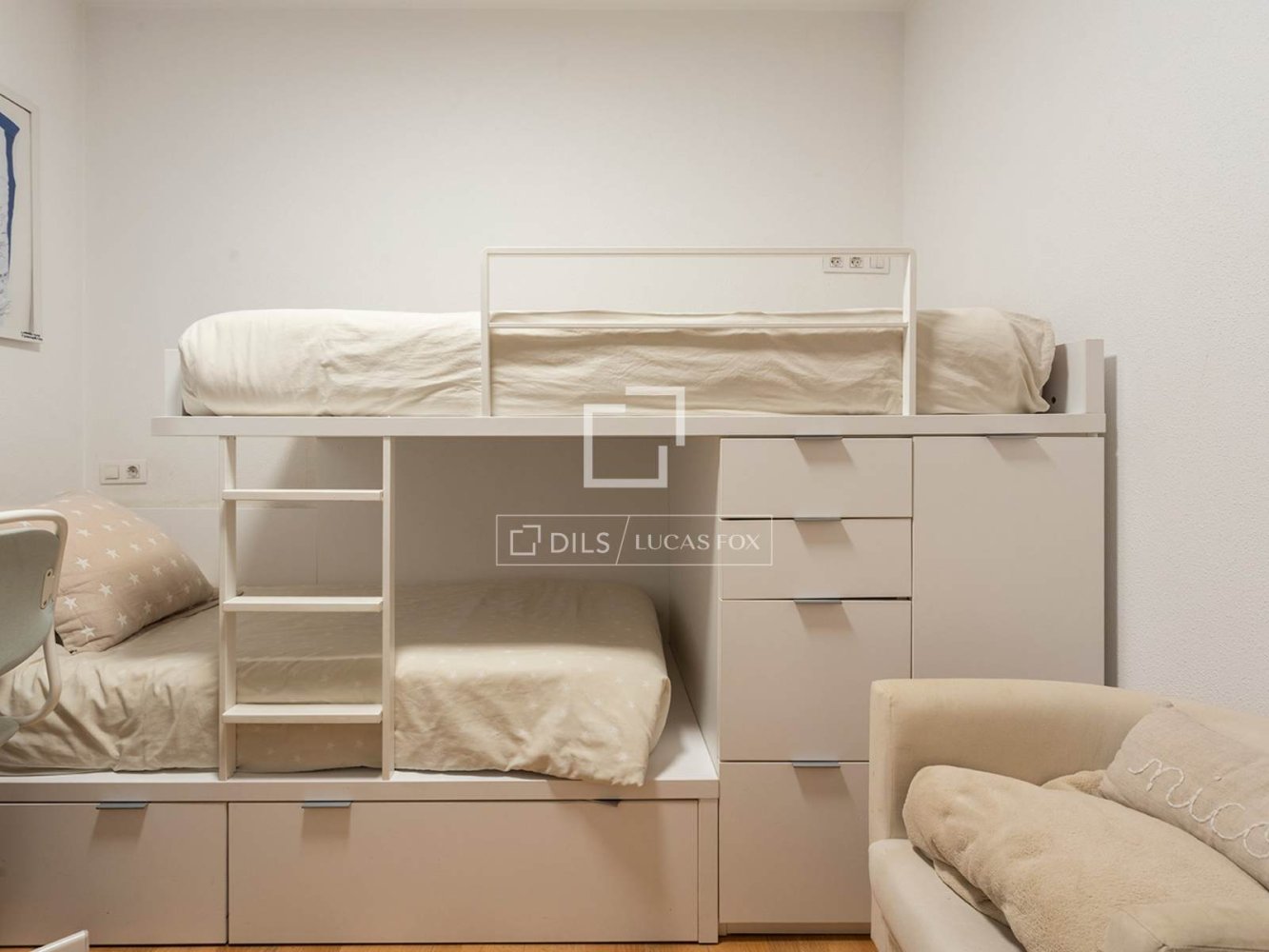 Apartment à Barcelona, Espagne 4 chambres, 110 m2 No. 200012