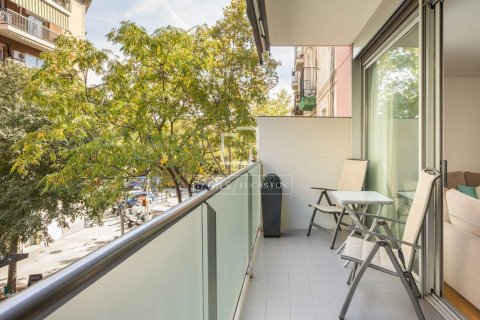 Apartment à Barcelona, Espagne 4 chambres, 110 m2 No. 200012
