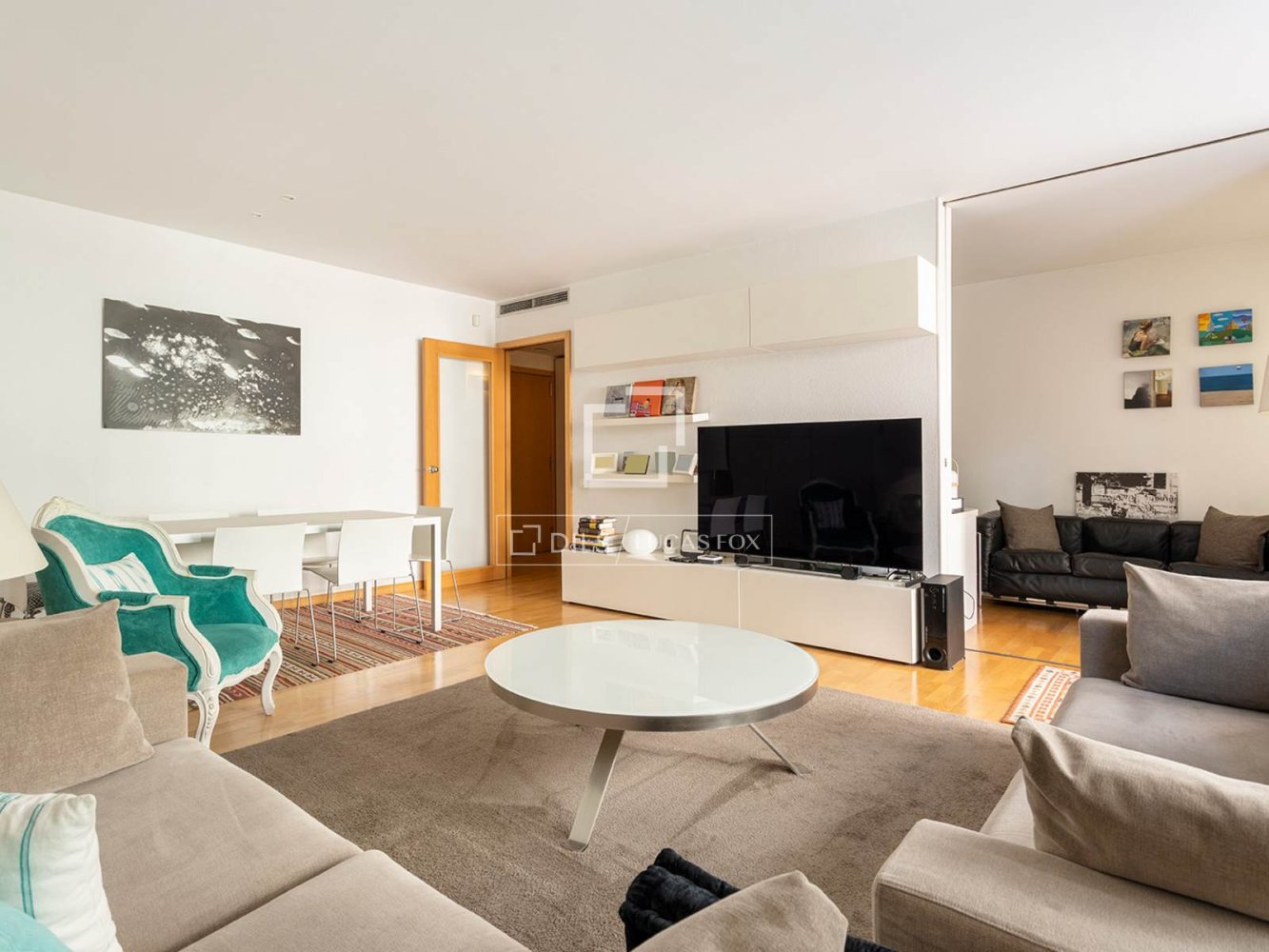 Apartment à Barcelona, Espagne 4 chambres, 110 m2 No. 200012