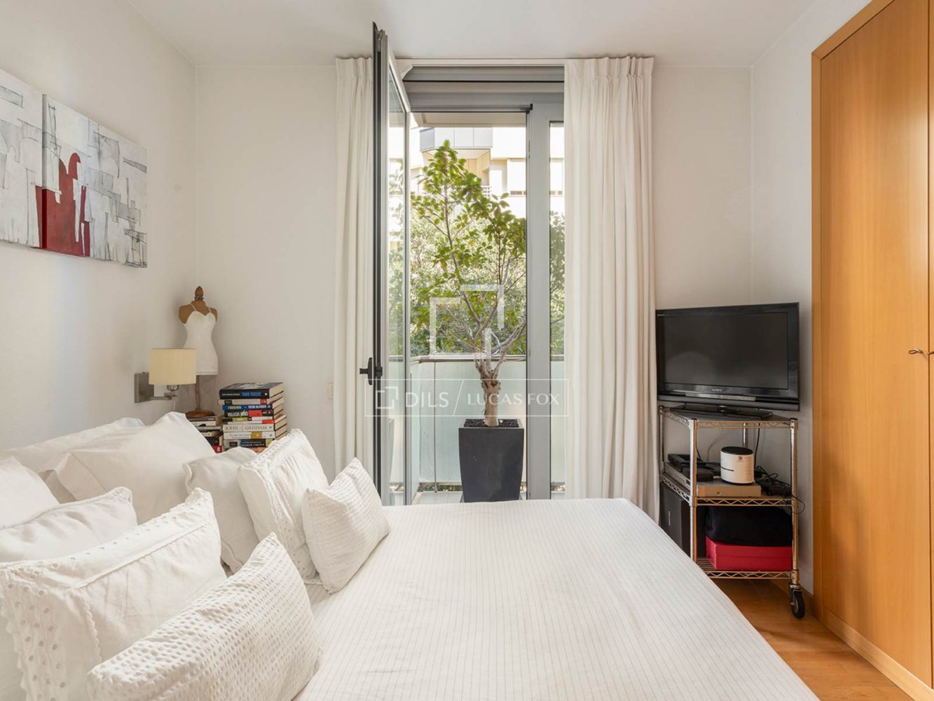 Apartment à Barcelona, Espagne 4 chambres, 110 m2 No. 200012
