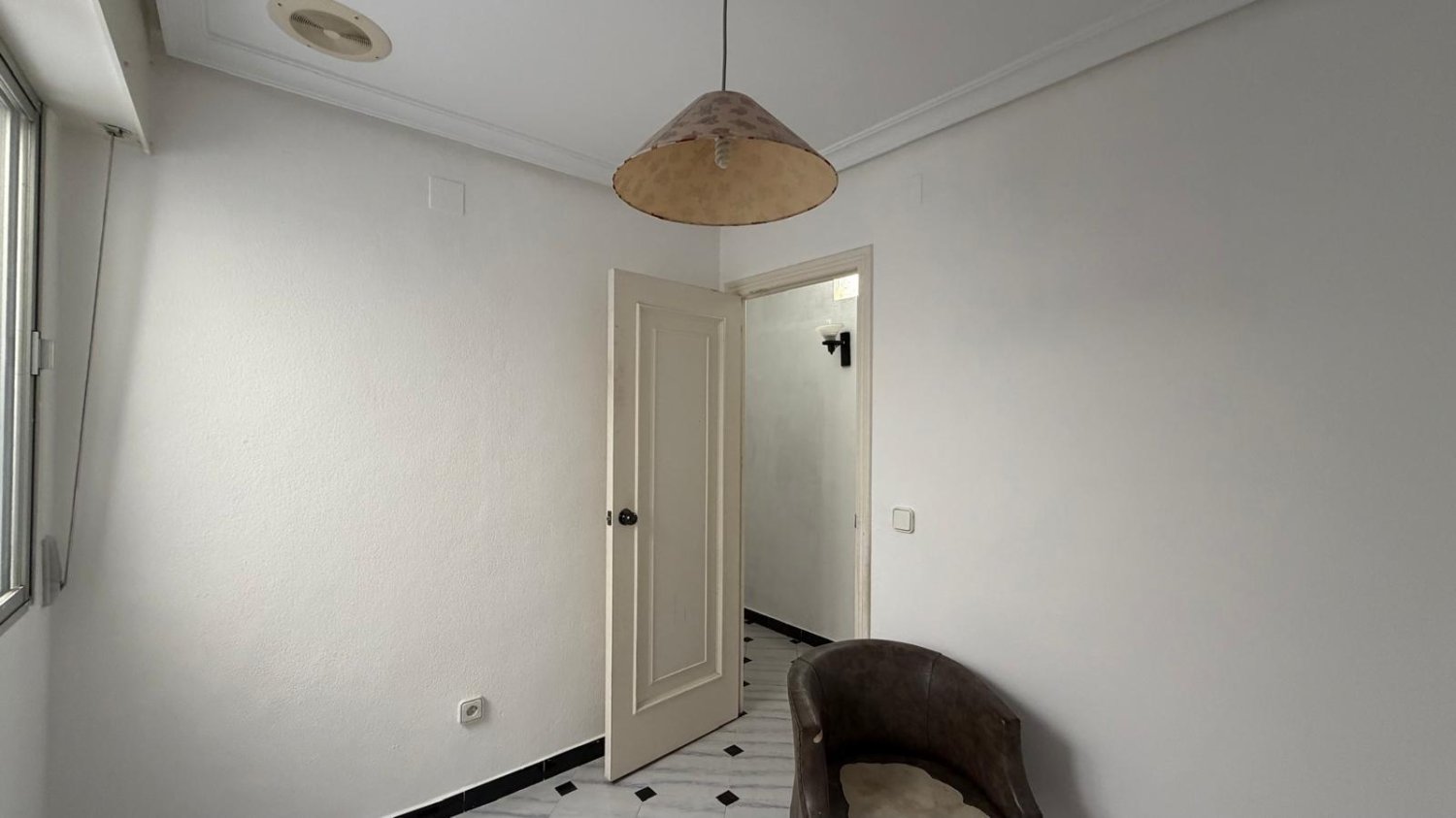 Apartment in Torrevieja, Alicante, Spain 3 bedrooms, 87 sq.m. No. 197436