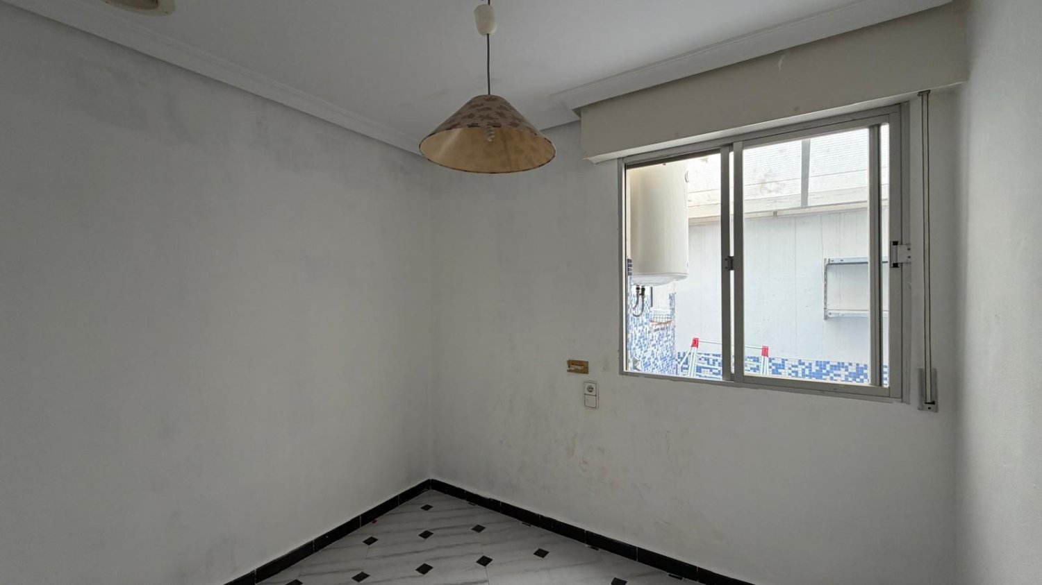 Apartment in Torrevieja, Alicante, Spain 3 bedrooms, 87 sq.m. No. 197436
