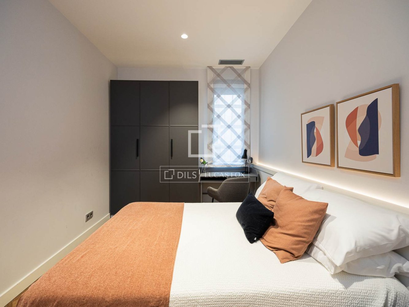 Apartment à Barcelona, Espagne 3 chambres, 147 m2 No. 199173