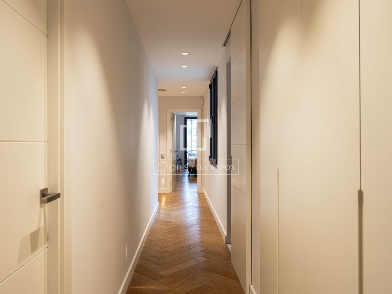 Apartment à Barcelona, Espagne 3 chambres, 147 m2 No. 199173