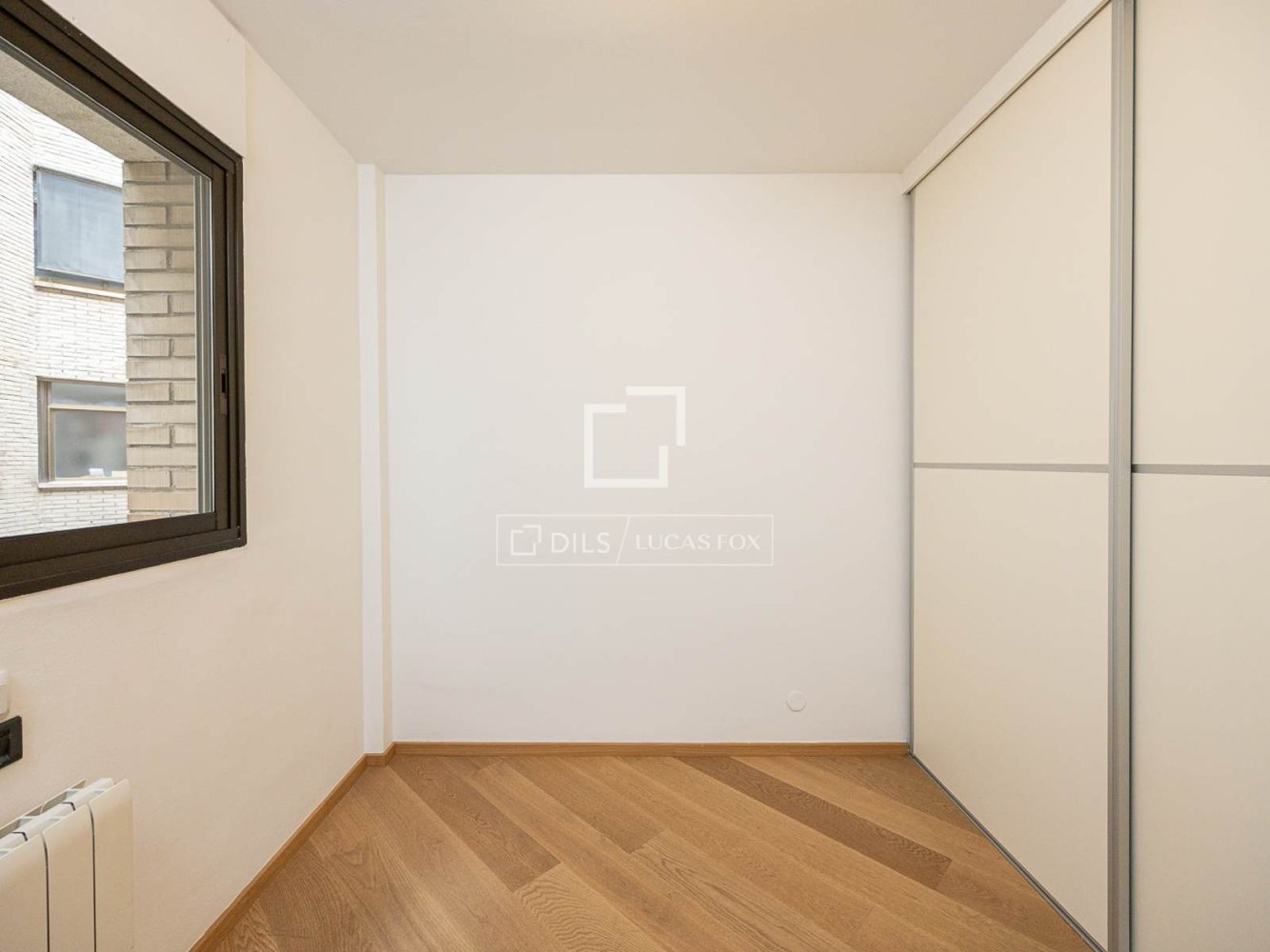 Apartamento en Barcelona, España 3 dormitorios, 105 m2 No. 198491