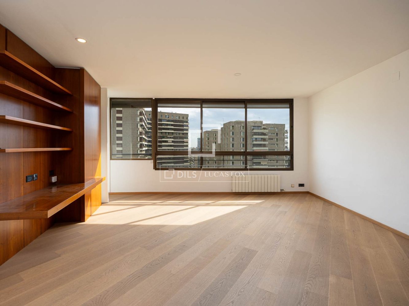 Wohnung in Barcelona, Spanien 3 Schlafzimmer, 105 m2 Nr. 198491
