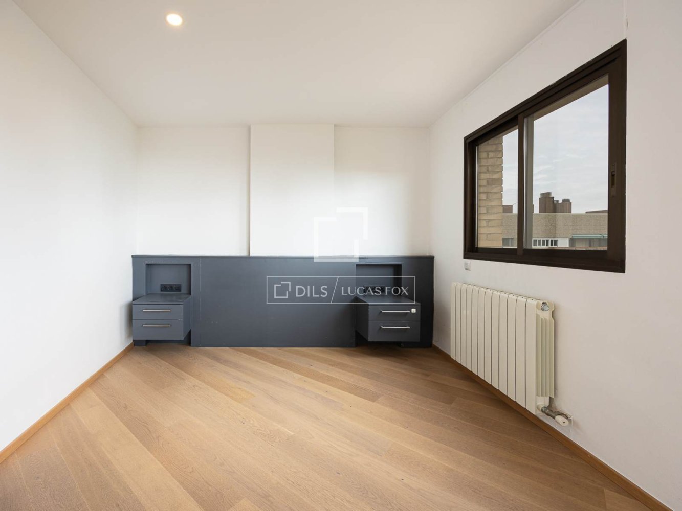 Apartamento en Barcelona, España 3 dormitorios, 105 m2 No. 198491