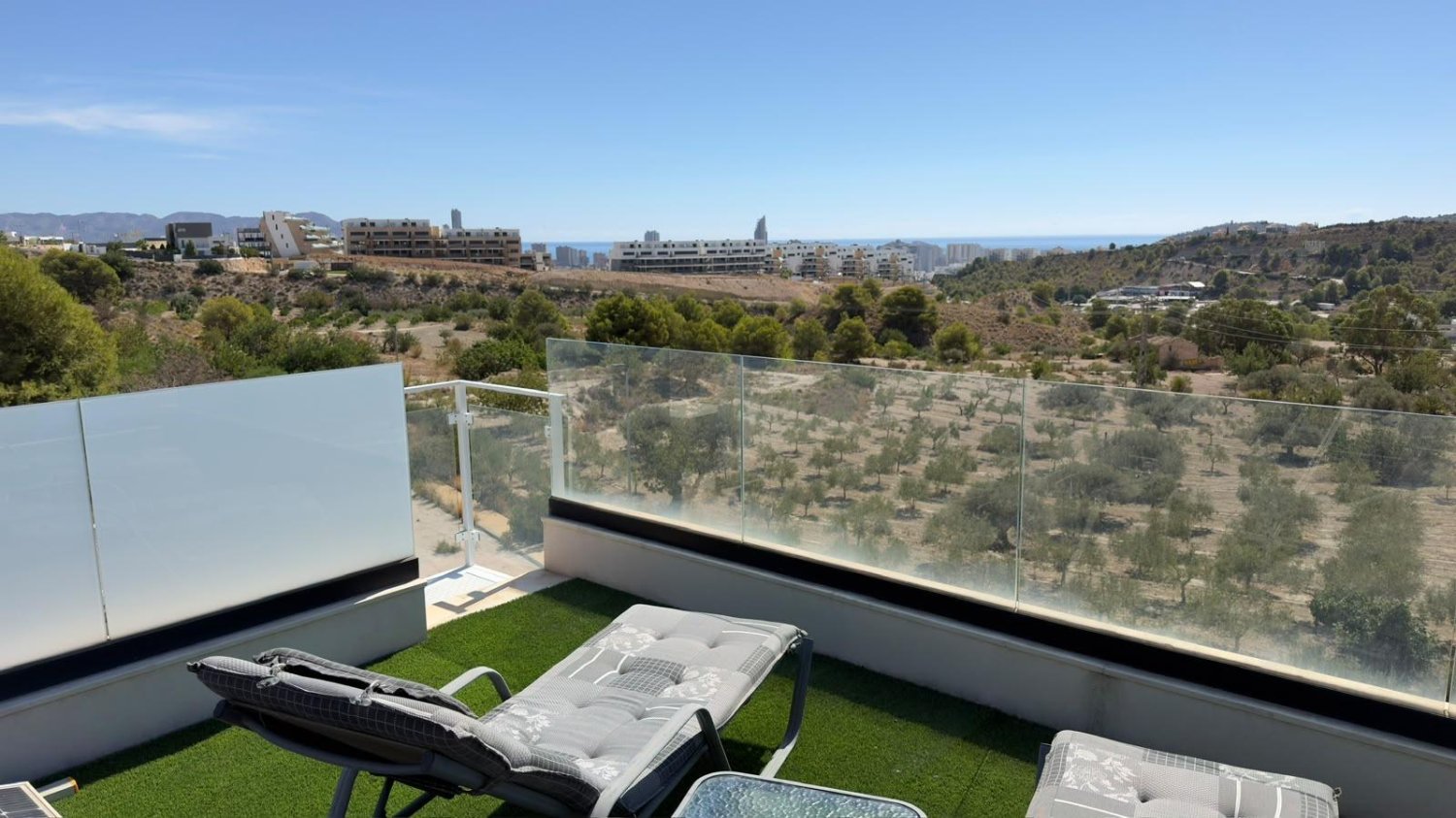 Villa i Finestrat, Alicante, Spanien 3 sovrum, 166 kvm. Nr. 199901