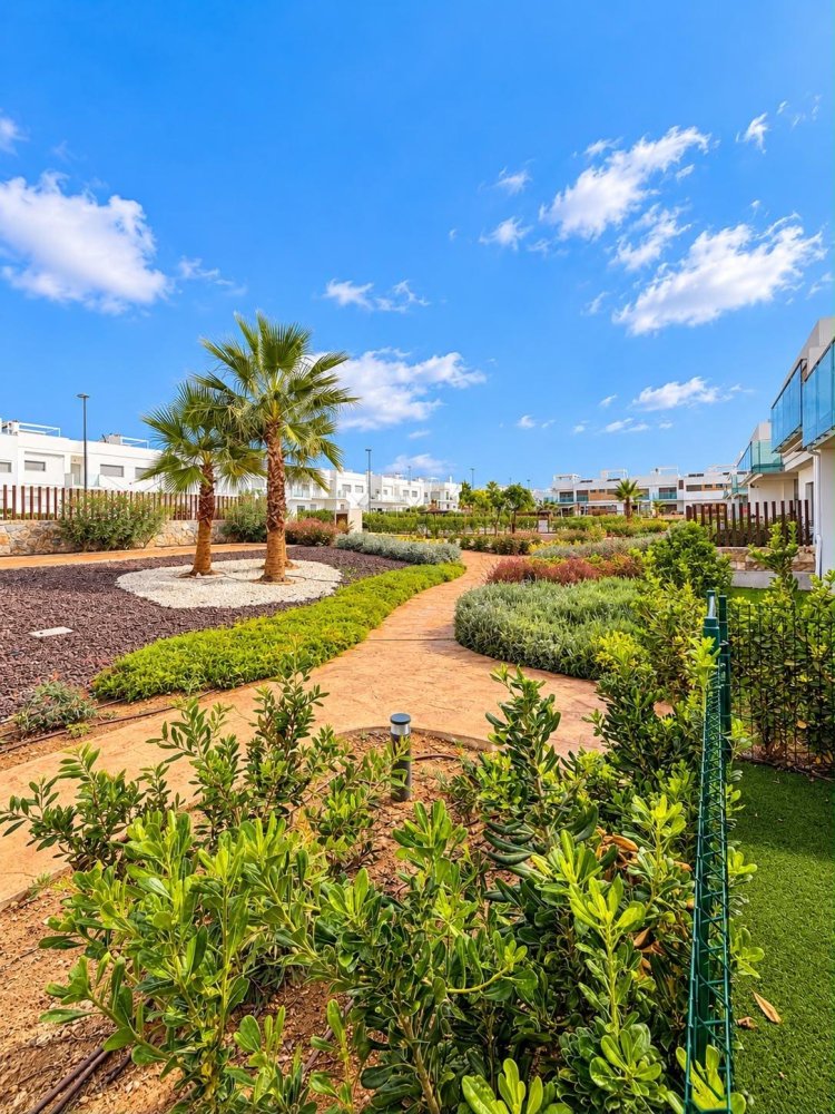 Bungalow à Orihuela, Alicante, Espagne 2 chambres, 89 m2 No. 199181