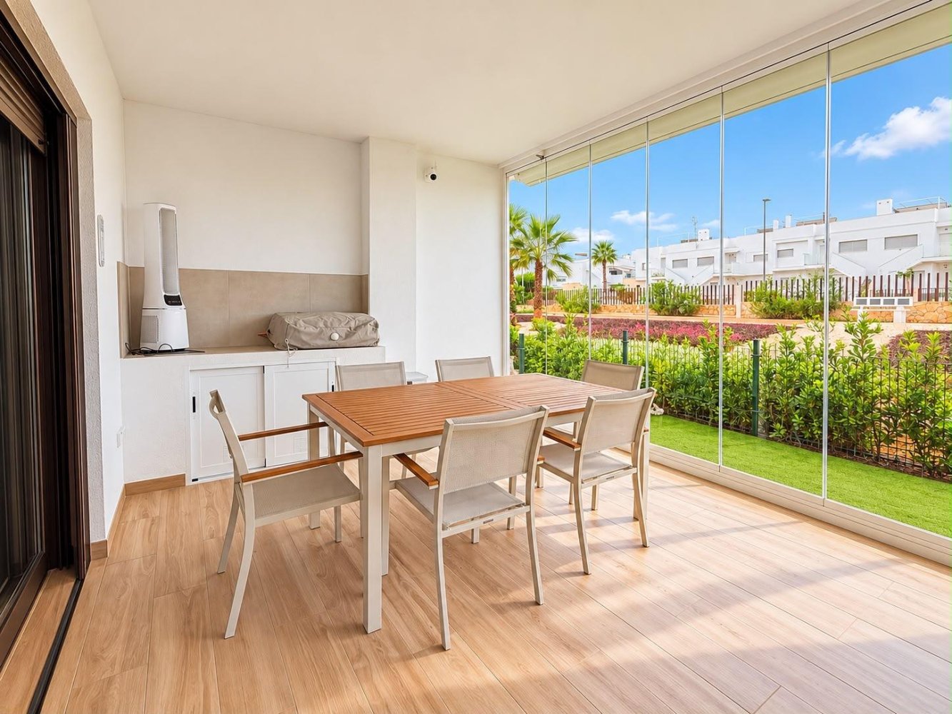 Bungalow à Orihuela, Alicante, Espagne 2 chambres, 89 m2 No. 199181