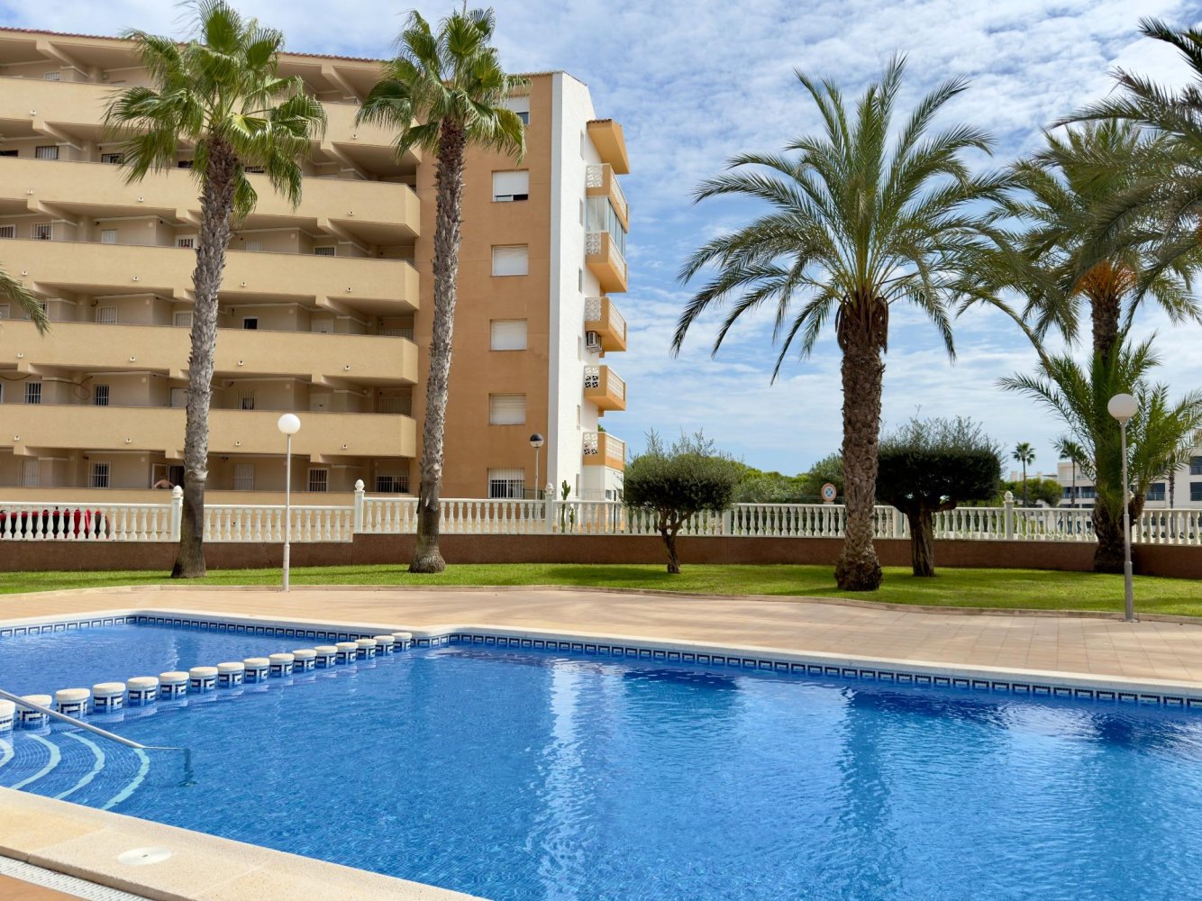 Appartamento a Guardamar del Segura, Alicante, Spagna 2 camere da letto, 89 mq. N° 198305