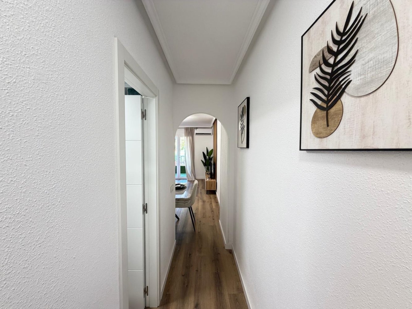 Apartment in Torrevieja, Alicante, Spain 3 bedrooms, 98 sq.m. No. 197352