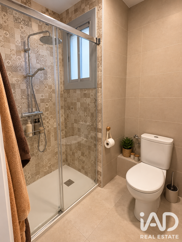 Apartment à Sant Vicenc Dels Horts, Barcelona, Espagne 3 chambres, 109 m2 No. 198662