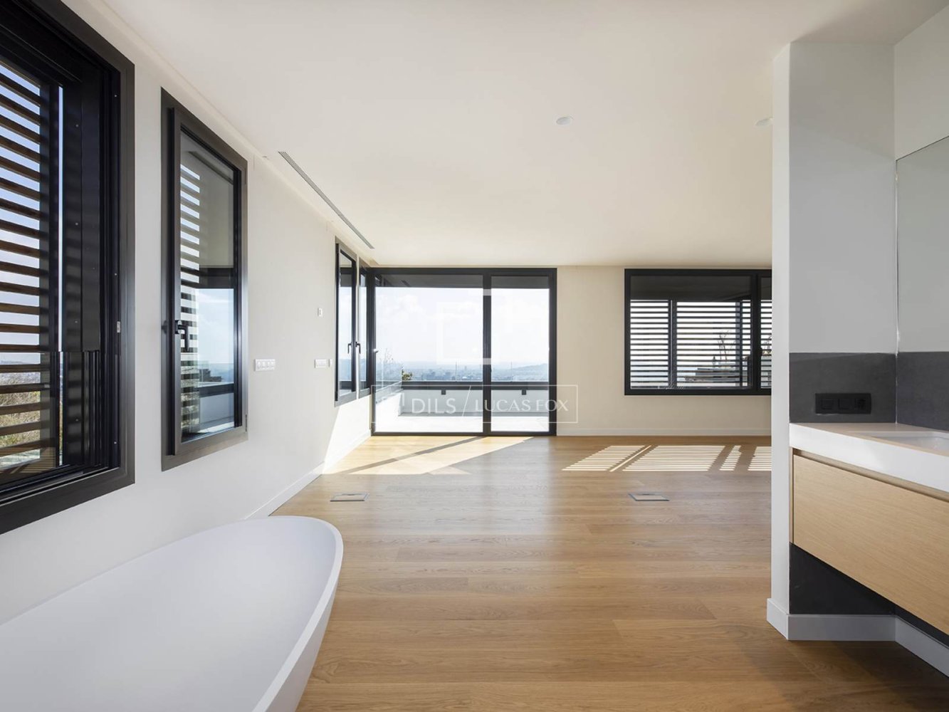 Villa en Barcelona, España 7 dormitorios, 569 m2 No. 199890