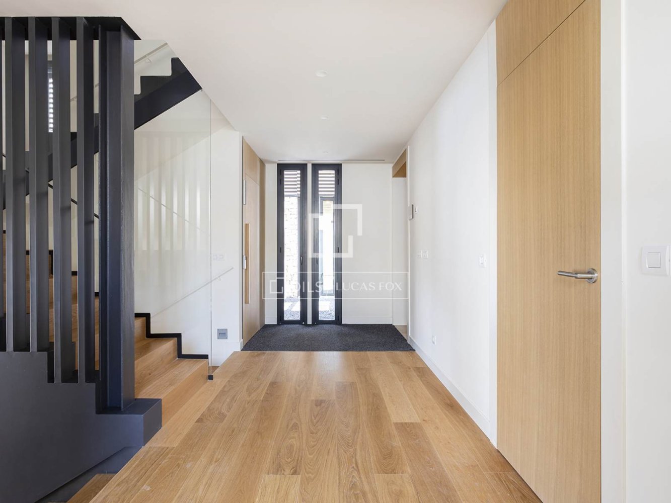 Villa en Barcelona, España 7 dormitorios, 569 m2 No. 199890