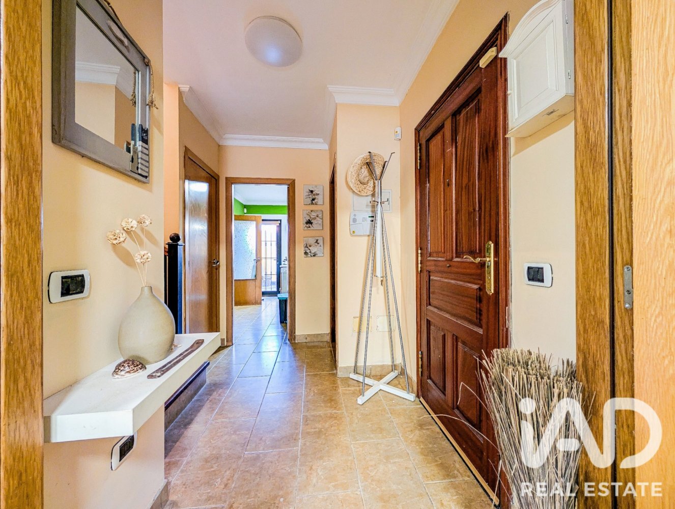 Townhouse in San Cristobal de La Laguna, Tenerife, Spain 3 bedrooms, 225 sq.m. No. 199523