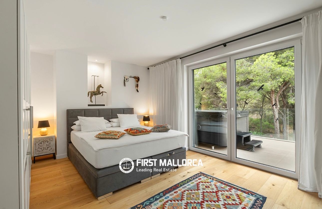 Villa a Santa Ponsa, Mallorca, Spagna 4 camere da letto, 385 mq. N° 198181