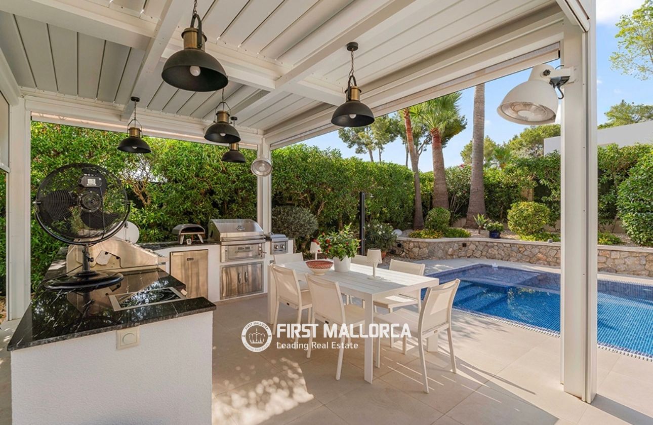 Villa a Santa Ponsa, Mallorca, Spagna 4 camere da letto, 385 mq. N° 198181